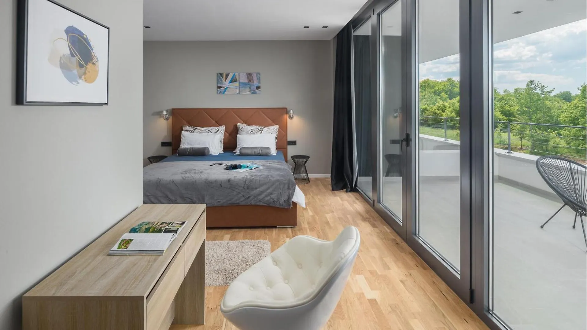 3 Bedroom Awesome Home In Sterna Boskari 0*,  Croatia